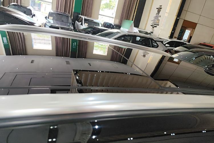 Used Hongqi HS5 2022 Revised Version 2.0T Smart Connect Flagship Edition Roof