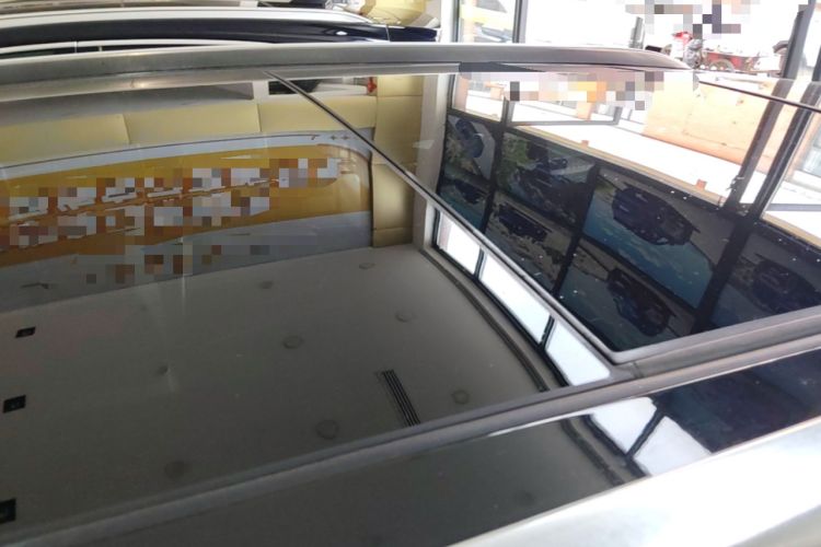 Used Hongqi HS5 2022 Revised Version 2.0T Smart Connect Flagship Edition Roof