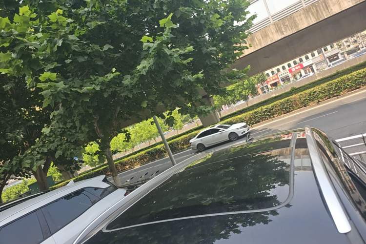 Used Hongqi HS5 2022 Revised Version 2.0T Smart Connect Flagship Edition Roof