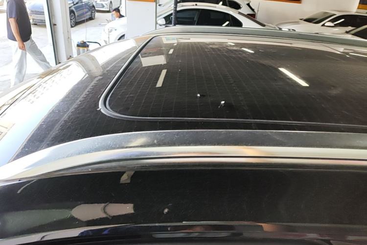 Used Hongqi HS5 2022 Facelifted Version 2.0T Smart Connect Flagship All-Wheel-Drive Edition Roof