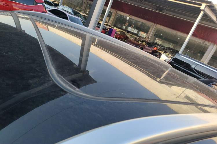 Used Hongqi HS5 2022 Facelifted Version 2.0T Smart Connect Flagship All-Wheel-Drive Edition Roof