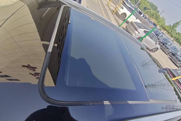 Used Hongqi HS5 2022 Revised Version 2.0T Smart Connect Flagship Edition Roof