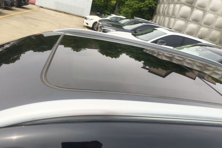 Used Hongqi HS5 2022 Revised Version 2.0T Smart Connect Flagship Edition Roof