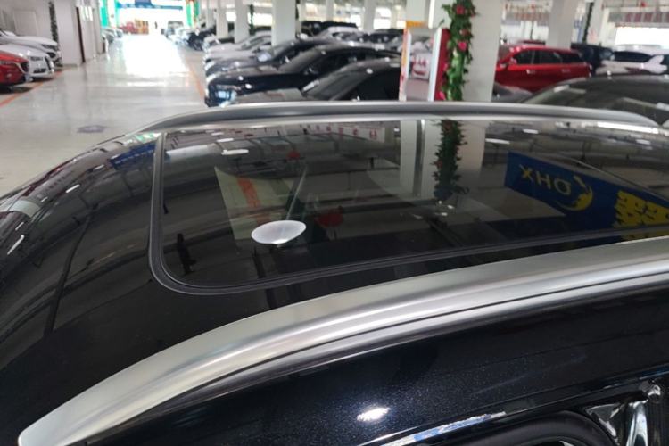 Used Hongqi HS5 2022 Revised Version 2.0T Smart Connect Flagship Edition Roof