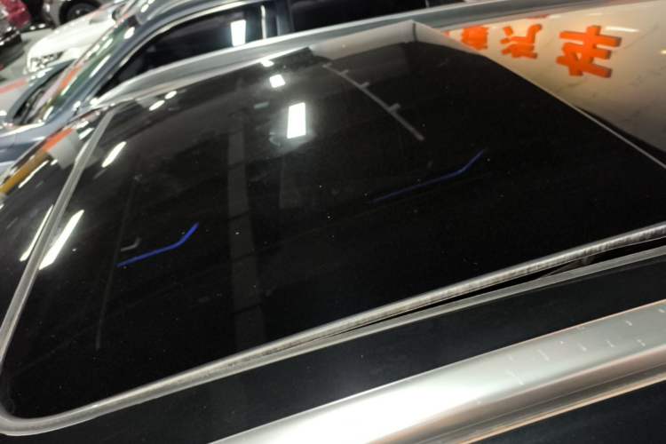 Used Hongqi HS5 2022 Revised Version 2.0T Smart Connect Flagship Edition Roof