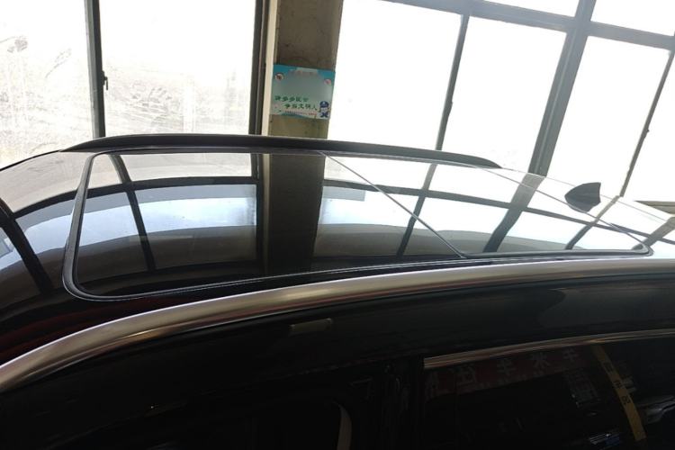 Used Hongqi HS5 2022 Revised Version 2.0T Smart Connect Flagship Edition Roof