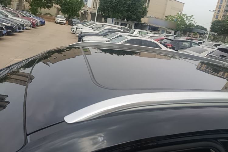 Used Hongqi HS5 2022 Revised Version 2.0T Smart Connect Flagship Edition Roof