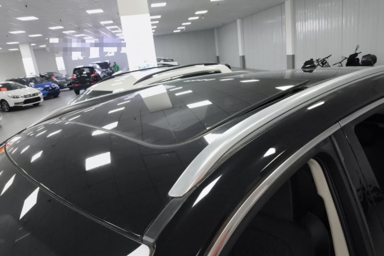 Used Hongqi HS5 2022 Revised Version 2.0T Smart Connect Flagship Edition Roof