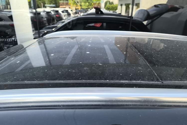 Used Hongqi HS5 2022 Revised Version 2.0T Smart Connect Flagship Edition Roof
