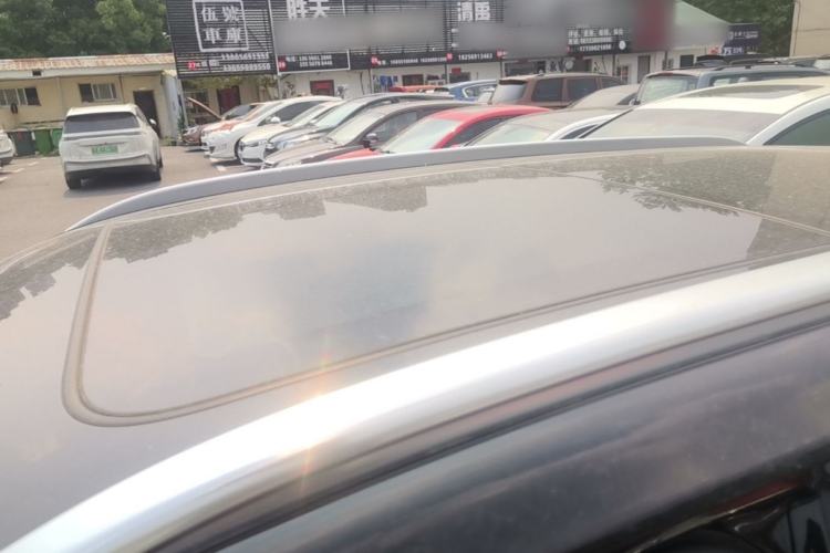 Used Hongqi HS5 2022 Revised Version 2.0T Smart Connect Flagship Edition Roof