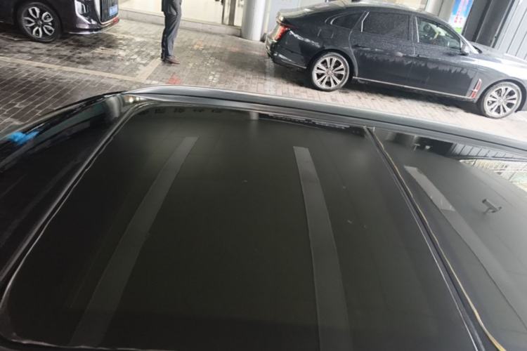 Used Hongqi HS5 2022 Revised Version 2.0T Smart Connect Flagship Edition Roof
