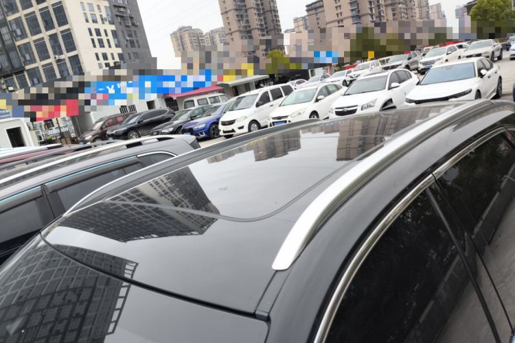 Used Hongqi HS5 2022 Facelifted Version 2.0T Smart Connect Flagship All-Wheel-Drive Edition Roof