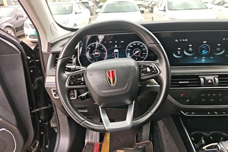 Used Hongqi HS5 2022 Revised Version 2.0T Smart Connect Flagship Edition Steering Wheel