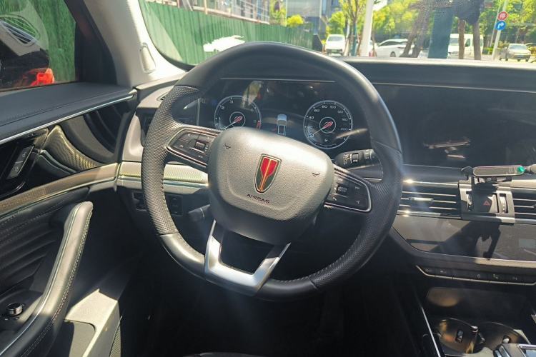 Used Hongqi HS5 2022 Revised Version 2.0T Smart Connect Flagship Edition Steering Wheel
