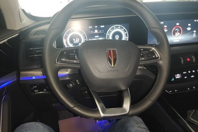 Used Hongqi HS5 2022 2.0T Smart Connect Flagship All-Wheel-Drive Version Steering Wheel