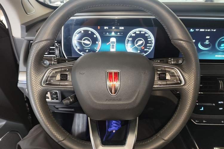 Used Hongqi HS5 2022 Revised Version 2.0T Smart Connect Flagship Edition Steering Wheel