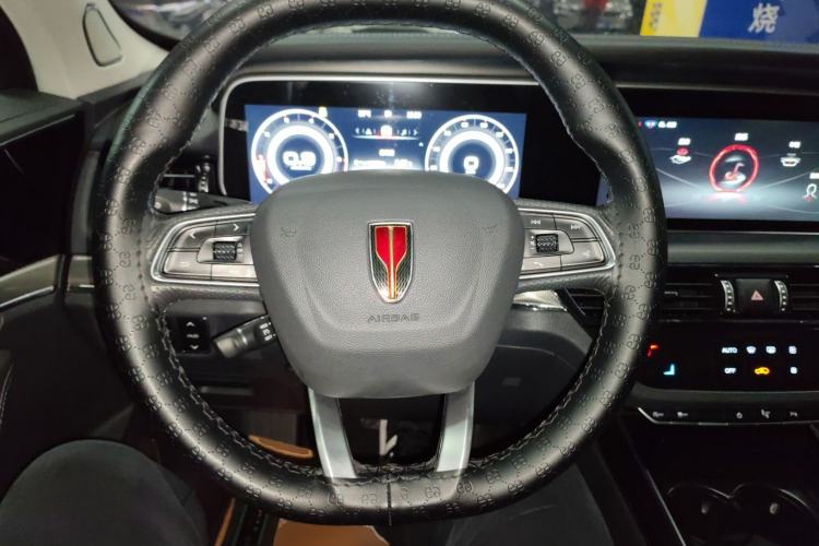 Used Hongqi HS5 2022 Revised Version 2.0T Smart Connect Flagship Edition Steering Wheel