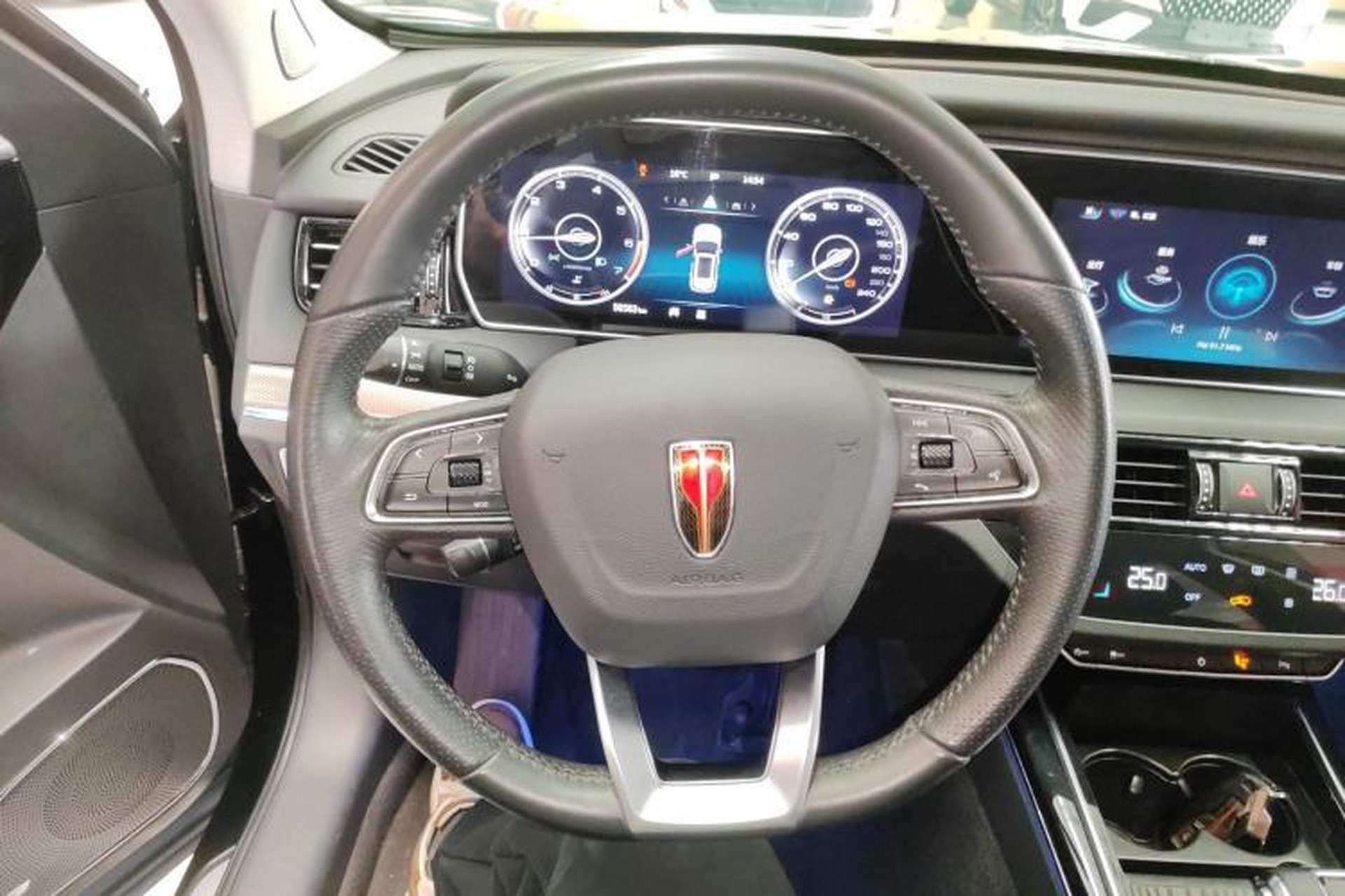 Used Hongqi HS5 2022 Revised Version 2.0T Smart Connect Flagship Edition Steering Wheel
