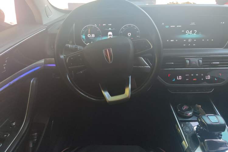 Used Hongqi HS5 2022 Revised Version 2.0T Smart Connect Flagship Edition Steering Wheel
