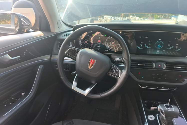 Used Hongqi HS5 2022 Facelifted Version 2.0T Smart Connect Flagship All-Wheel-Drive Edition Steering Wheel