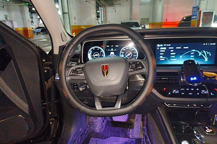 Used Hongqi HS5 2022 Facelifted Version 2.0T Smart Connect Flagship All-Wheel-Drive Edition Steering Wheel