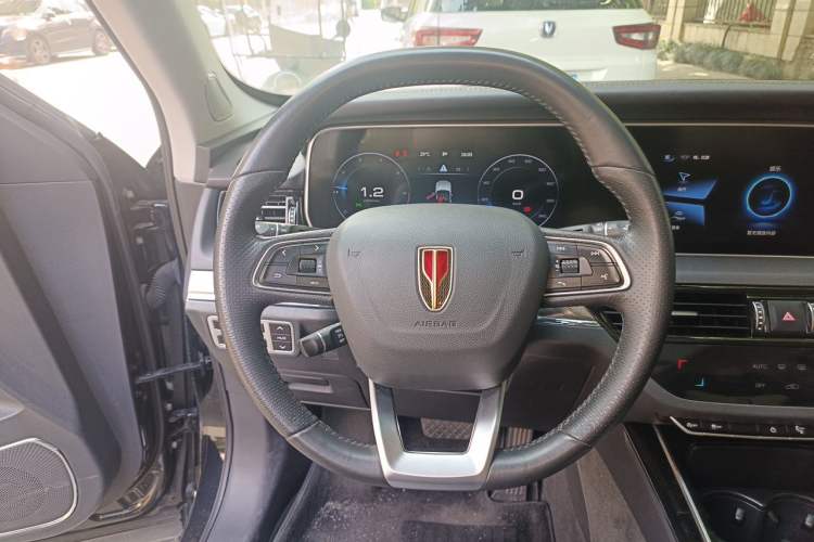 Used Hongqi HS5 2022 Facelifted Version 2.0T Smart Connect Flagship All-Wheel-Drive Edition Steering Wheel