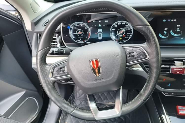 Used Hongqi HS5 2022 Facelifted Version 2.0T Smart Connect Flagship All-Wheel-Drive Edition Steering Wheel