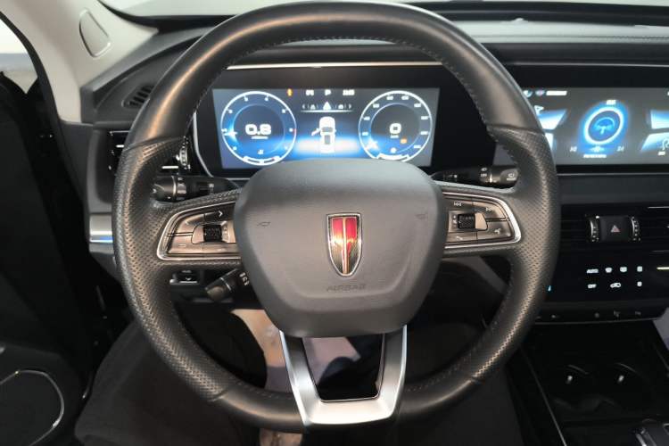 Used Hongqi HS5 2022 Facelifted Version 2.0T Smart Connect Flagship All-Wheel-Drive Edition Steering Wheel