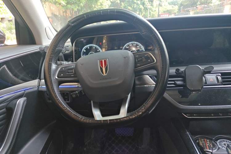 Used Hongqi HS5 2022 Revised Version 2.0T Smart Connect Flagship Edition Steering Wheel