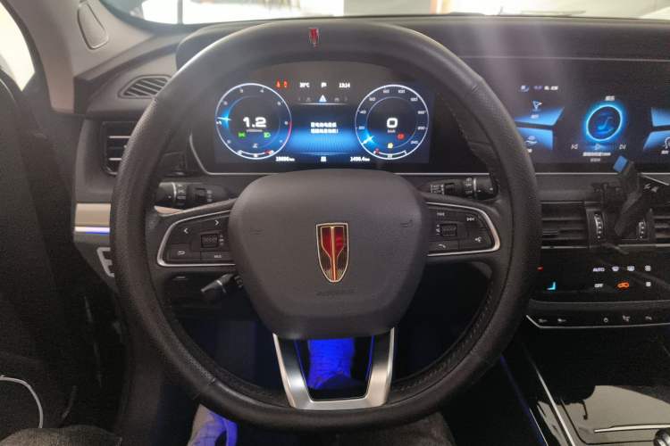 Used Hongqi HS5 2022 Revised Version 2.0T Smart Connect Flagship Edition Steering Wheel