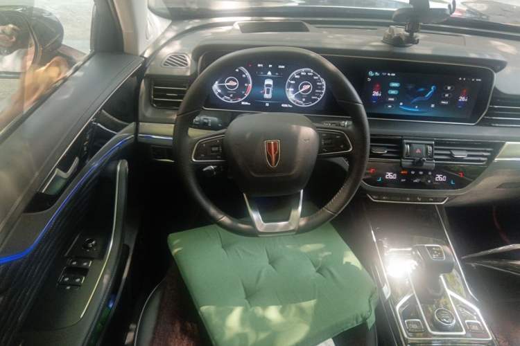 Used Hongqi HS5 2022 Revised Version 2.0T Smart Connect Flagship Edition Steering Wheel