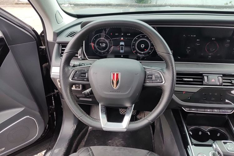 Used Hongqi HS5 2022 Revised Version 2.0T Smart Connect Flagship Edition Steering Wheel