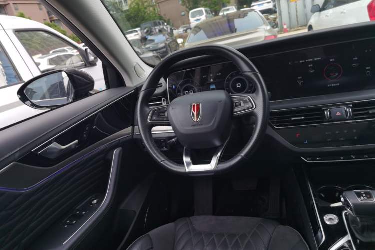 Used Hongqi HS5 2022 Revised Version 2.0T Smart Connect Flagship Edition Steering Wheel