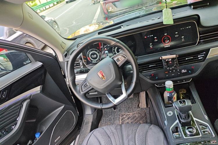 Used Hongqi HS5 2022 Facelifted Version 2.0T Smart Connect Flagship All-Wheel-Drive Edition Steering Wheel