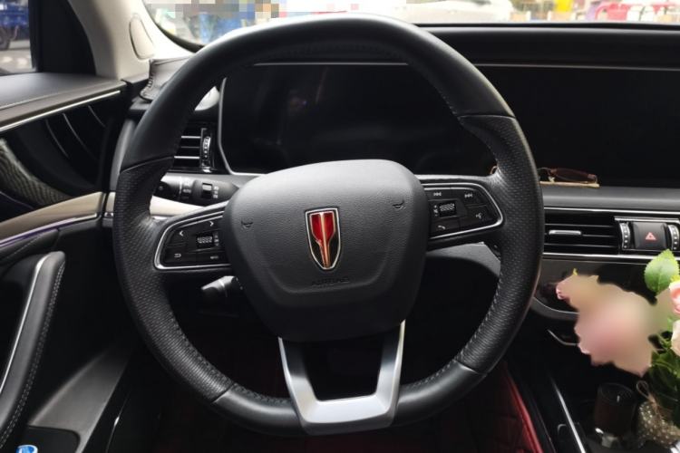Used Hongqi HS5 2022 Revised Version 2.0T Smart Connect Flagship Edition Steering Wheel