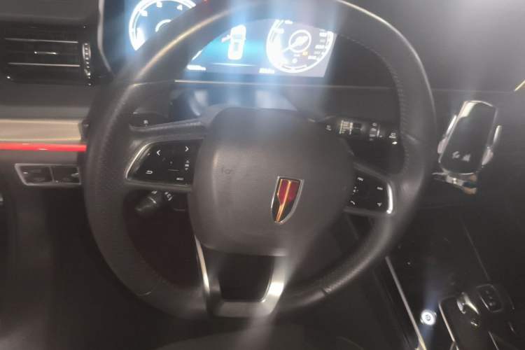 Used Hongqi HS5 2022 Facelifted Version 2.0T Smart Connect Flagship All-Wheel-Drive Edition Steering Wheel