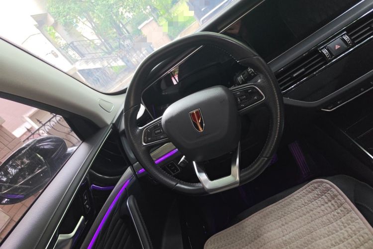 Used Hongqi HS5 2022 2.0T Smart Connect Flagship All-Wheel-Drive Version Steering Wheel