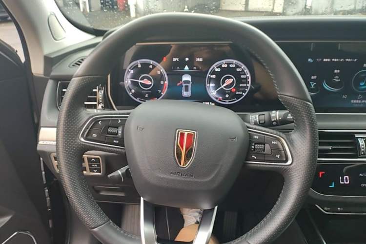 Used Hongqi HS5 2022 Revised Version 2.0T Smart Connect Flagship Edition Steering Wheel