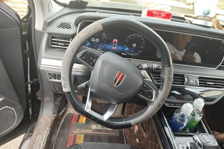 Used Hongqi HS5 2022 Revised Version 2.0T Smart Connect Flagship Edition Steering Wheel