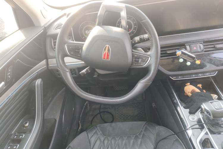 Used Hongqi HS5 2022 Revised Version 2.0T Smart Connect Flagship Edition Steering Wheel