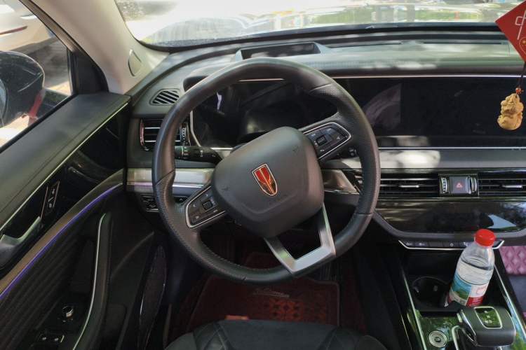 Used Hongqi HS5 2022 Revised Version 2.0T Smart Connect Flagship Edition Steering Wheel