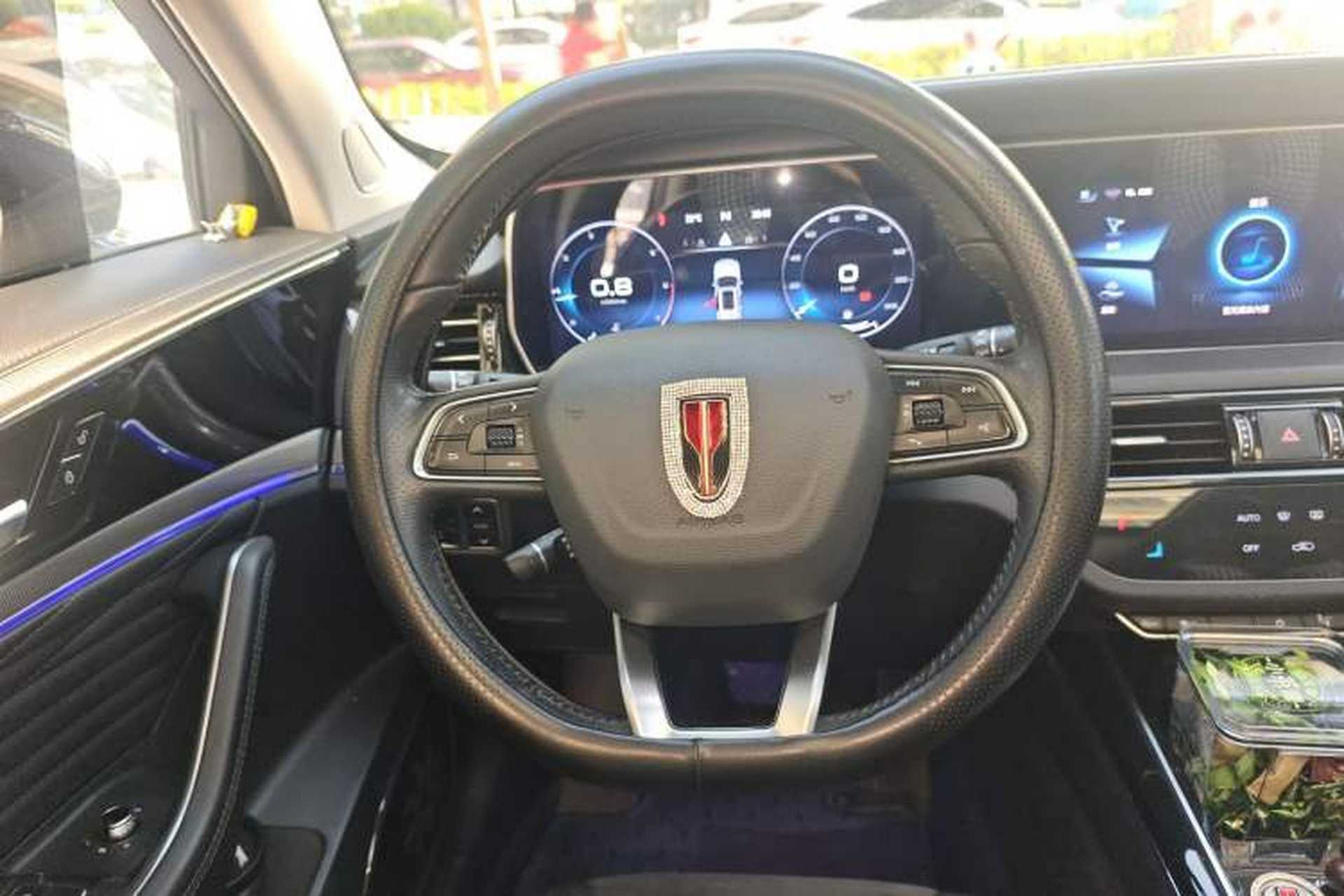 Used Hongqi HS5 2022 2.0T Smart Connect Flagship All-Wheel-Drive Version Steering Wheel