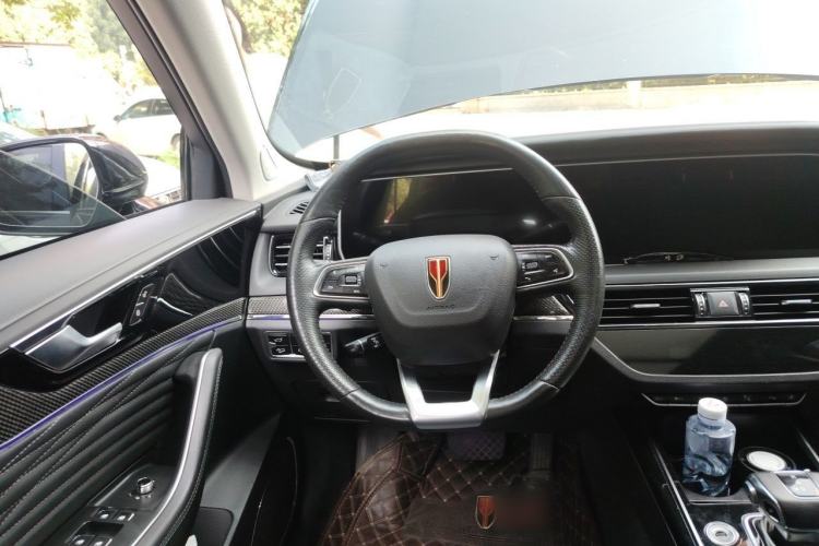 Used Hongqi HS5 2022 2.0T Smart Connect Flagship All-Wheel-Drive Version Steering Wheel