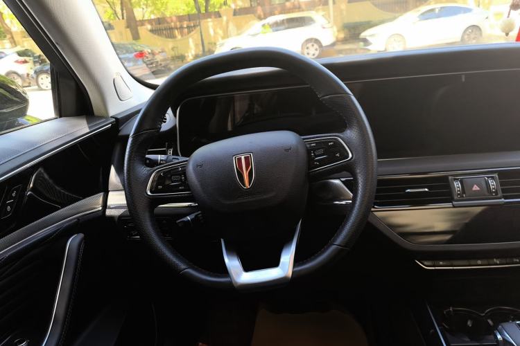 Used Hongqi HS5 2022 2.0T Smart Connect Flagship All-Wheel Drive LeGou Edition Steering Wheel