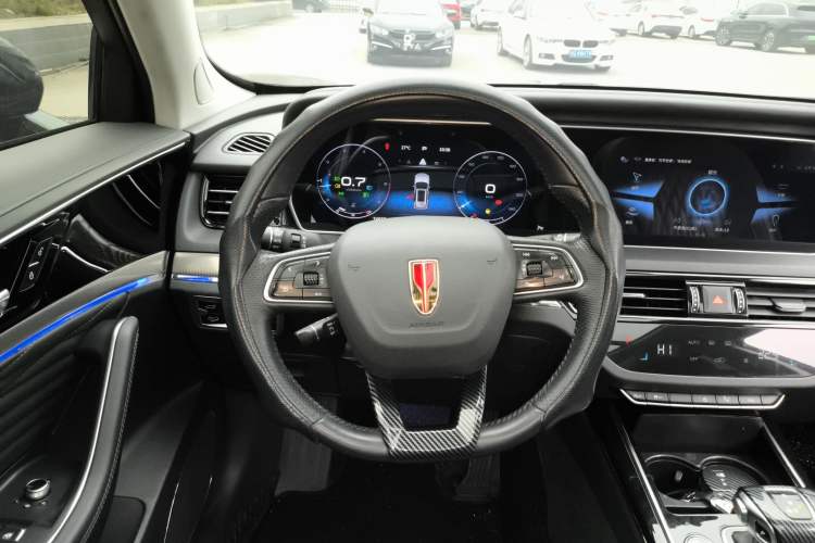 Used Hongqi HS5 2022 Facelifted Version 2.0T Smart Connect Flagship All-Wheel-Drive Edition Steering Wheel