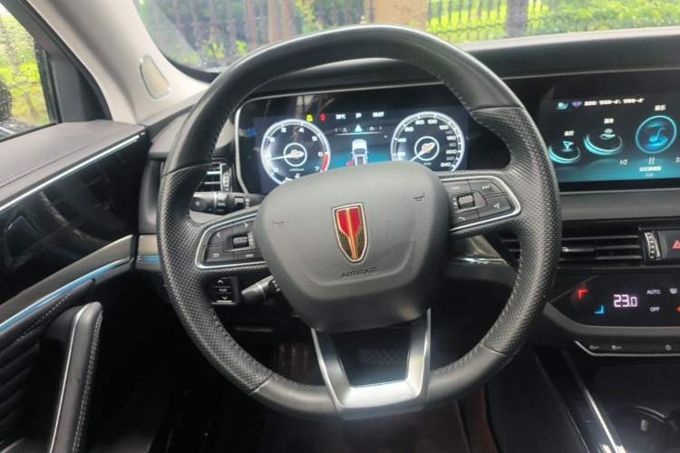 Used Hongqi HS5 2022 Facelifted Version 2.0T Smart Connect Flagship All-Wheel-Drive Edition Steering Wheel
