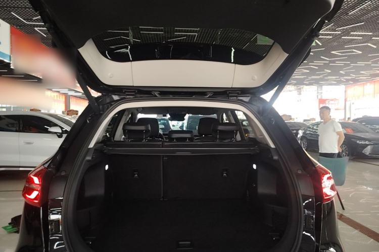 Used Hongqi HS5 2022 2.0T Smart Connect Flagship Edition Trunk