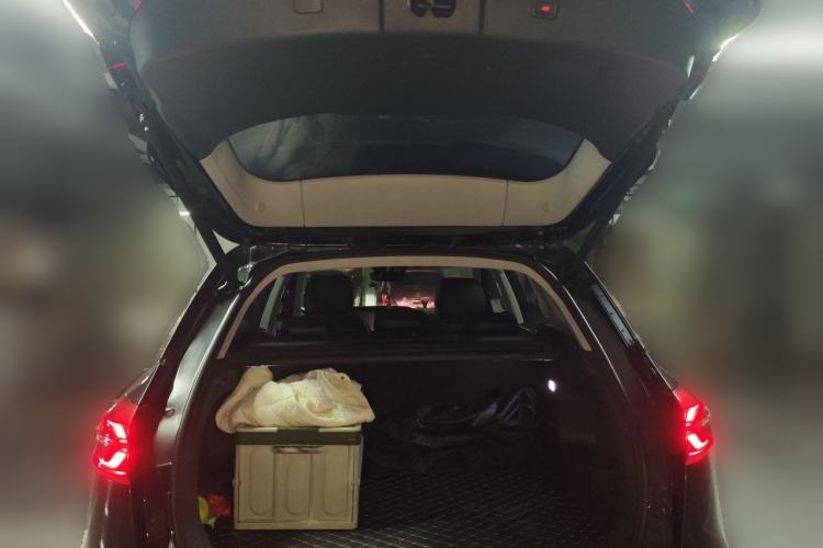 Used Hongqi HS5 2022 2.0T Smart Connect Flagship Edition Trunk