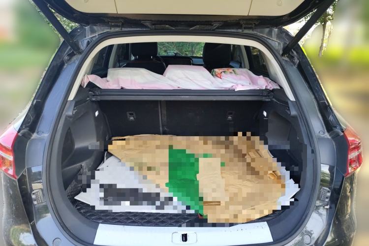 Used Hongqi HS5 2022 2.0T Smart Connect Flagship Edition Trunk