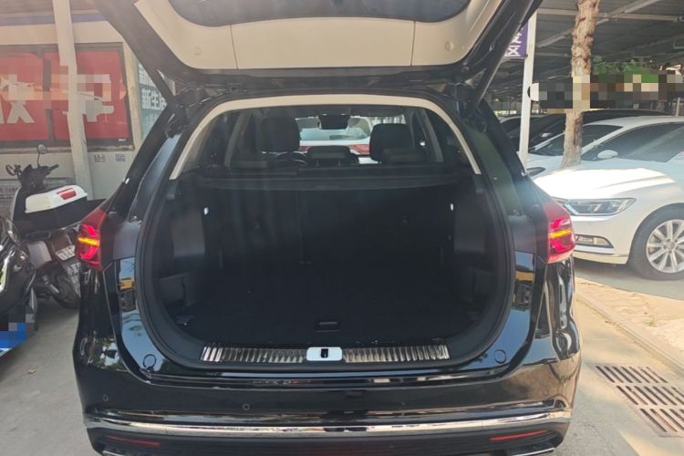 Used Hongqi HS5 2022 Revised Version 2.0T Smart Connect Flagship Edition Trunk